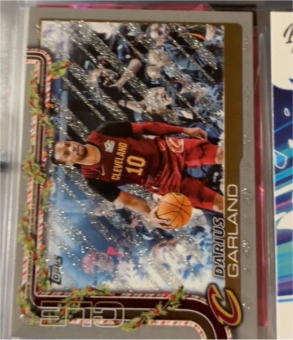 2025-26 Topps Holiday #H64 Darius Garland — front
