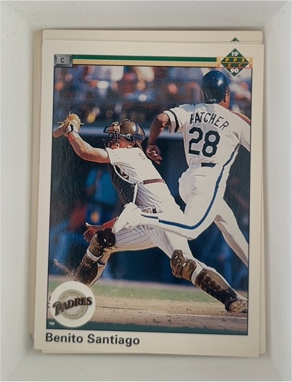 1990 Upper Deck #325 Benito Santiago — front