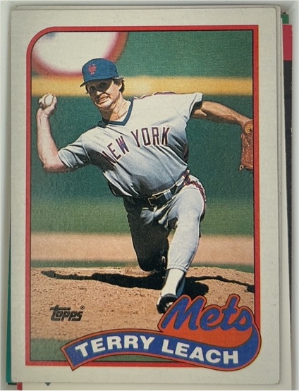 1989 Topps #207 Terry Leach — front