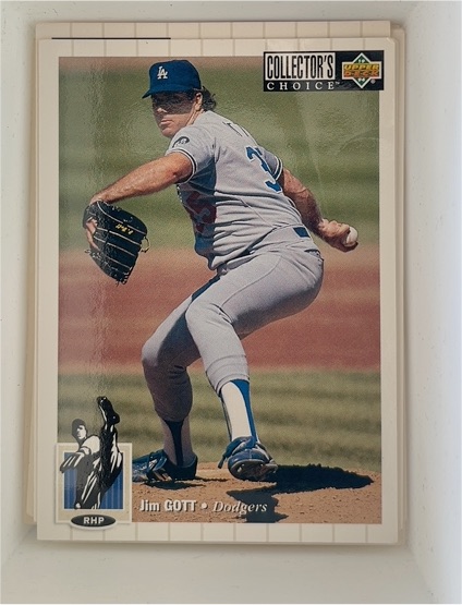 1994 Upper Deck Collector's Choice #113 Jim Gott — front