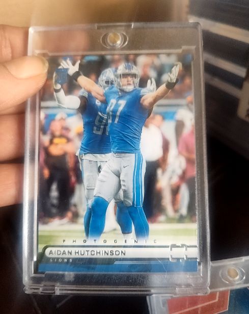 2022 Panini Chronicles Photogenic #PH-42 Aidan Hutchinson — front