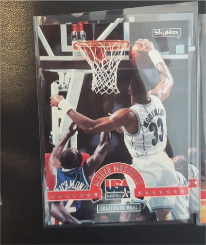 1994 SkyBox USA Basketball #5 Alonzo Mourning — front