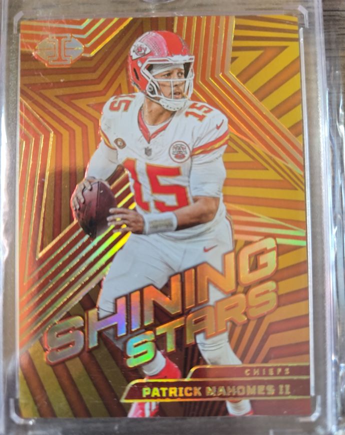 2023 Panini Illusions #15 Patrick Mahomes II — front