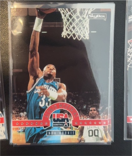 1994 SkyBox USA #2 Alonzo Mourning — front