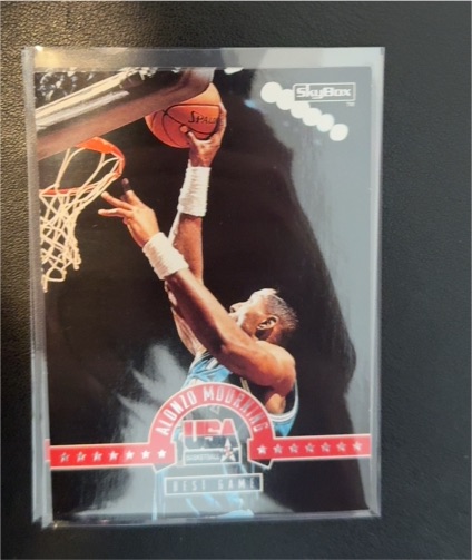 1994 SkyBox USA Basketball #3 Alonzo Mourning — front