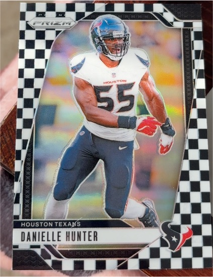 2024 Panini Prizm #117 Danielle Hunter — front