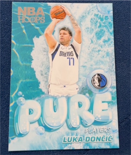 2024-25 Panini NBA Hoops #10 Luka Dončić — front