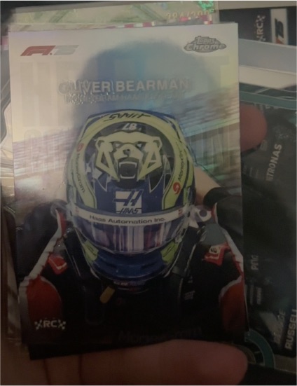 2025 Topps Chrome Formula 1 #HC-8 Oliver Bearman Helmet Collection Rookie — front