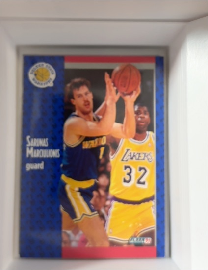 1991-92 Fleer #68 Sarunas Marciulionis — front