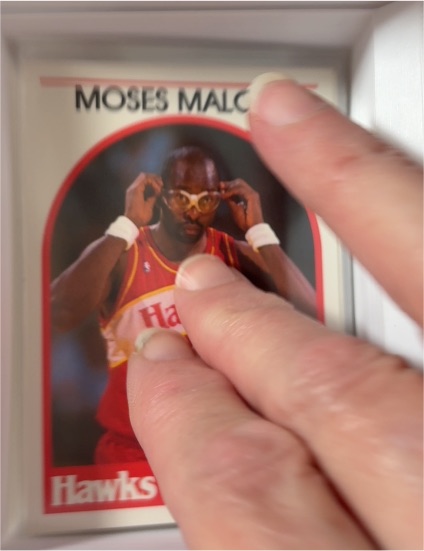 1989 Hoops #290 Moses Malone Atlanta Hawks — front