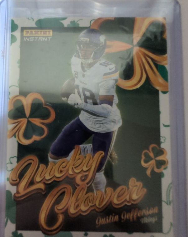 2025 Panini Instant #9 Justin Jefferson Lucky Clover — front