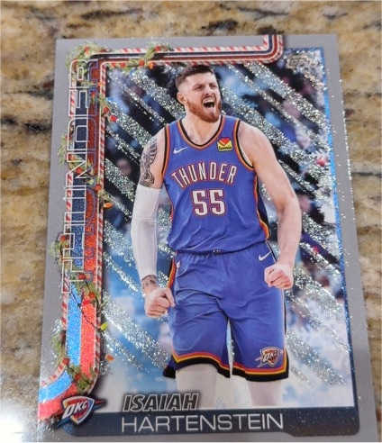 2025-26 Topps Holiday #H95 Isaiah Hartenstein — front