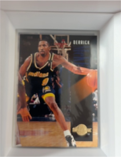 1994-95 SkyBox Premium #67 Derrick McKey — front