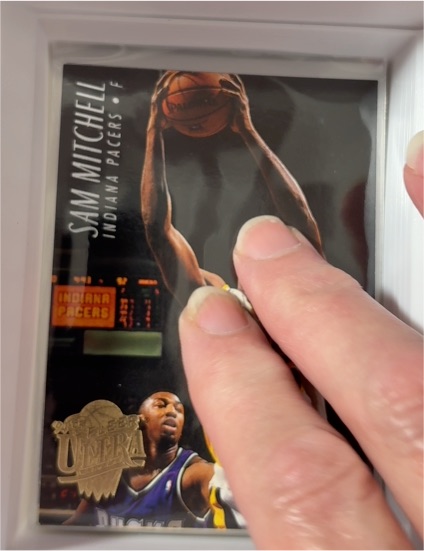 1994-95 Fleer Ultra #258 Sam Mitchell — front