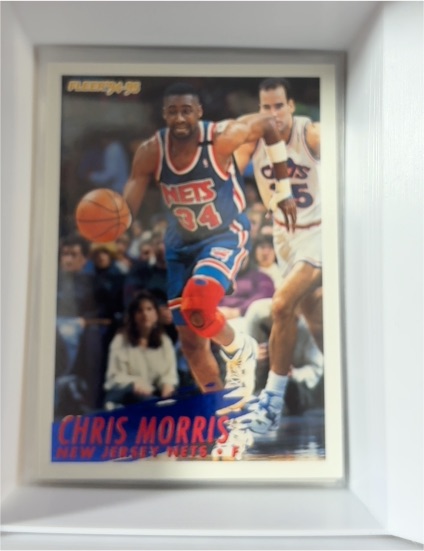 1994-95 Fleer #145 Chris Morris — front