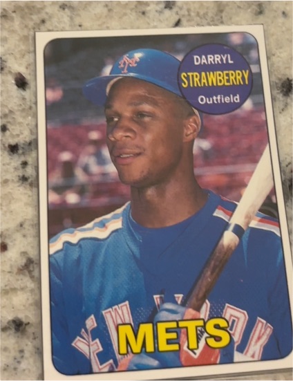 1990 Baseball Cards Magazine #19 Darryl Strawberry — front