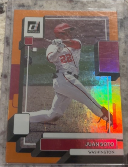 2022 Panini Donruss #225 Juan Soto Orange Holo — front