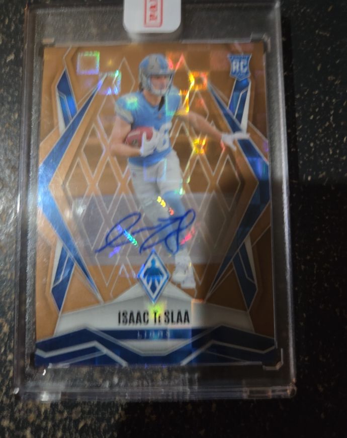 2025 Panini Phoenix #189 Isaac Teslaa — front