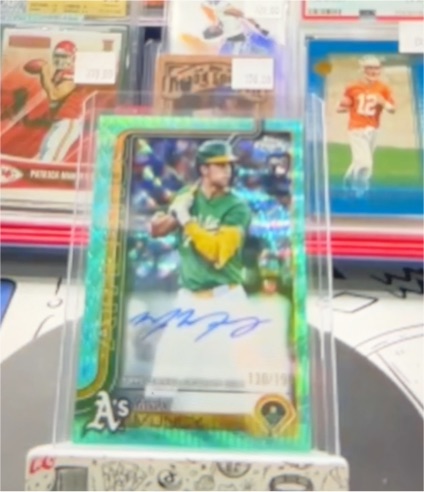 2025 Topps Chrome Rookie Autographs Mickey Mantle #RA-MMA — front