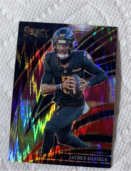 2025 Panini Select Club Level #289 Jayden Daniels — front