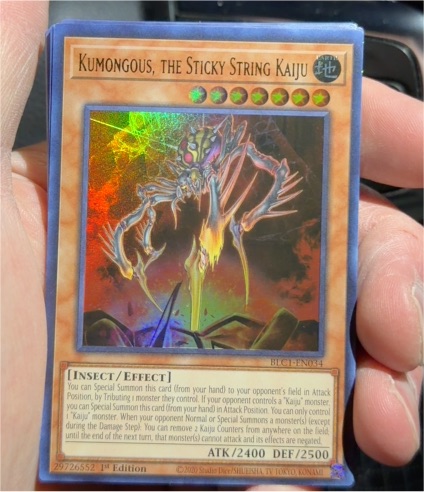 2020 Yu-Gi-Oh! BLC1-EN034 Kumongous, the Sticky String Kaiju — front