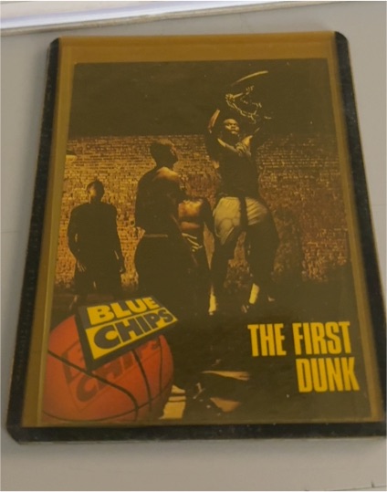 1994 SkyBox Blue Chips #20 Shaquille O'Neal The First Dunk — front