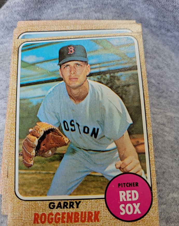 1968 Topps #581 Garry Roggenburk — front