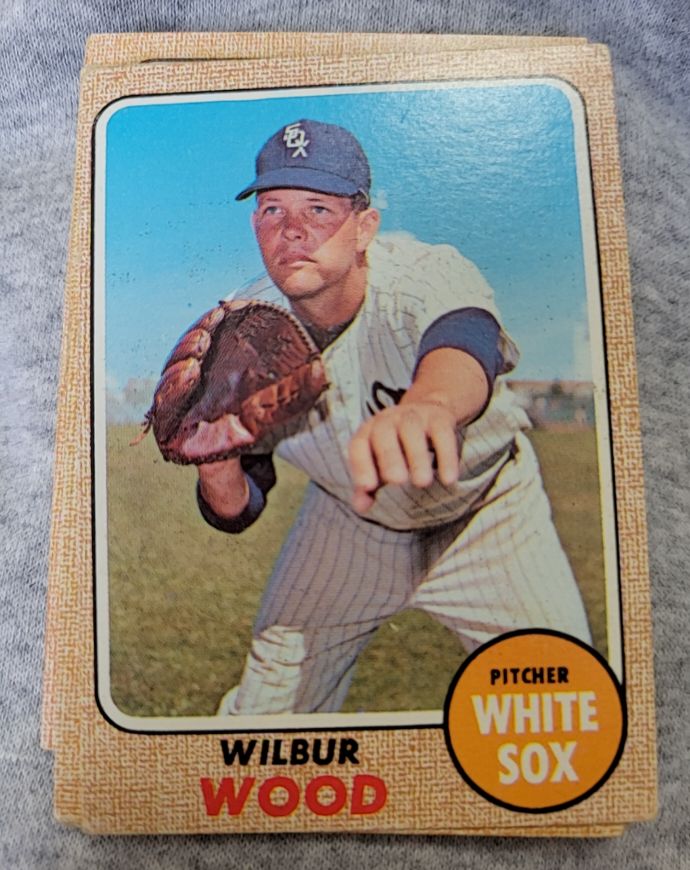 1968 Topps #585 Wilbur Wood — front