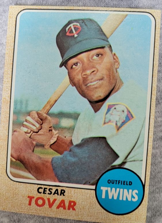 1968 Topps #420 Cesar Tovar — front