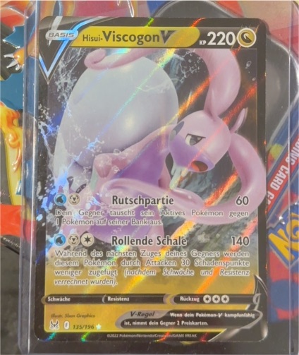 2022 Pokémon Sword & Shield Lost Origin #135 Hisuian Goodra V — front