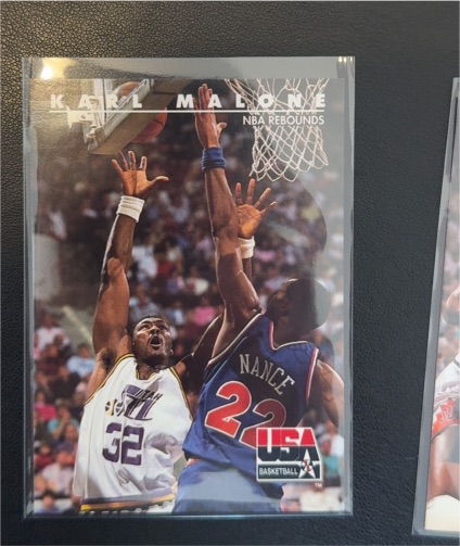1992 SkyBox USA #54 Karl Malone NBA Rebounds — front