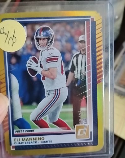 2025 Donruss #275 Eli Manning — front