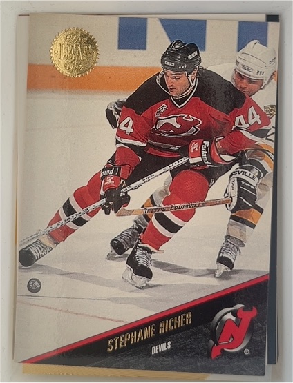 1993-94 Leaf #138 Stephane Richer — front