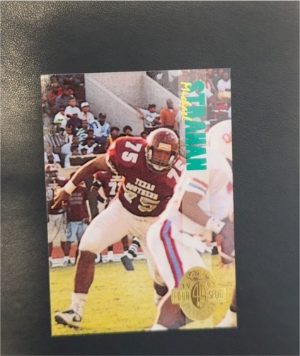 1993 Classic Four Sport #146 Michael Strahan — front