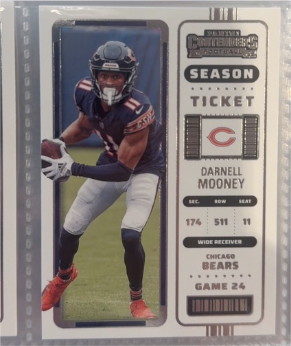 2022 Panini Contenders Season Ticket #21 Darnell Mooney — front