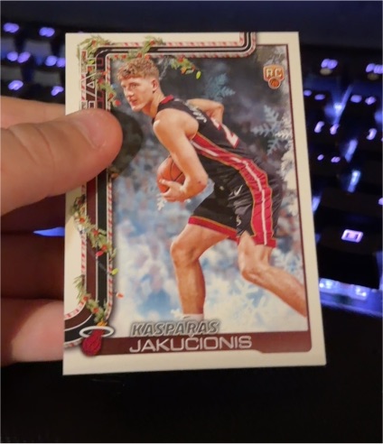 2025-26 Topps Holiday #H180 Kasparas Jakucionis — front