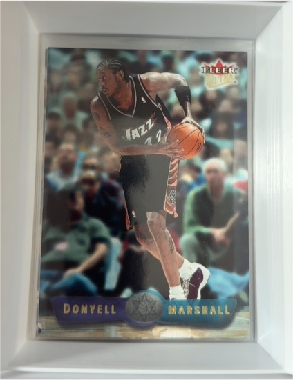 1999-00 Fleer Ultra Donyell Marshall Utah Jazz — front