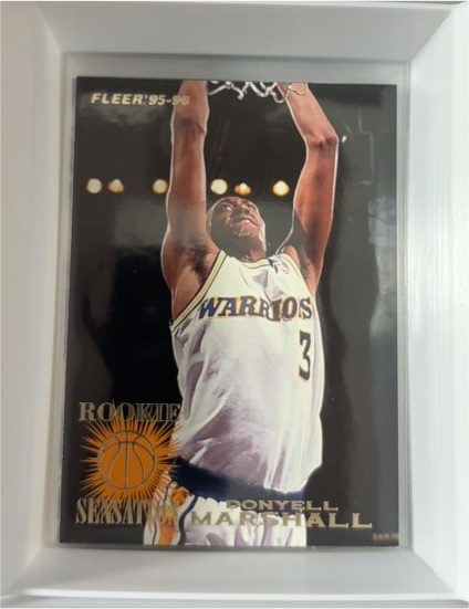 1995-96 Fleer #6 Donyell Marshall Rookie Sensation — front