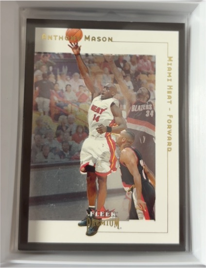 2001-02 Fleer Premium #124 Anthony Mason — front