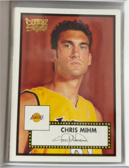 2005-06 Topps 1952 Style #10 Chris Mihm — front