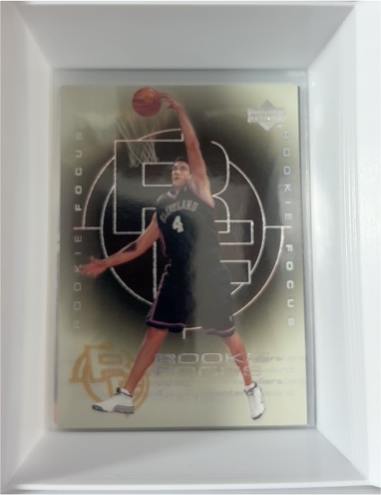 2000-01 Upper Deck Rookie Focus #RF9 Chris Mihm — front