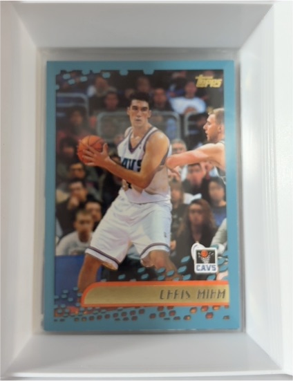 2001-02 Topps #65 Chris Mihm — front