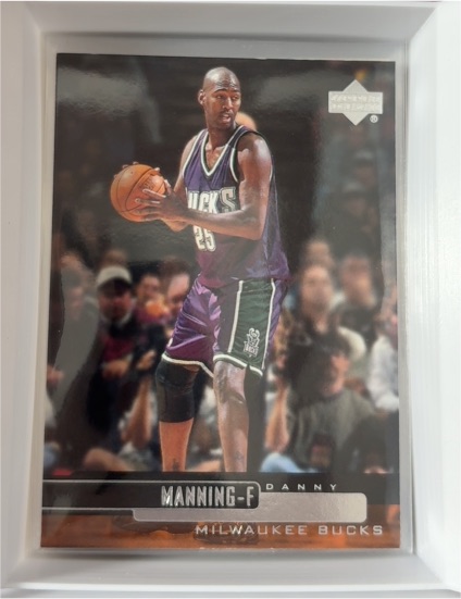 1999-00 Upper Deck #249 Danny Manning Milwaukee Bucks — front