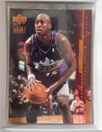 2000-01 Upper Deck #377 Danny Manning — front
