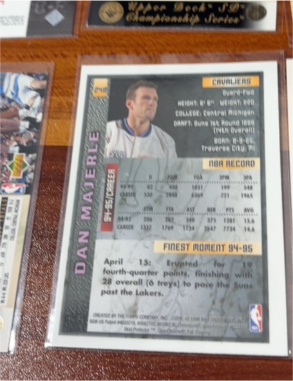 1993-94 Upper Deck #40 Dan Majerle — front