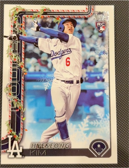 2025 Topps Holiday #H174 Hyeseong Kim — front