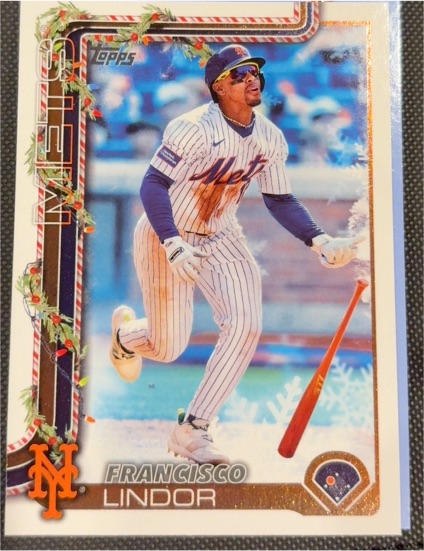 2025 Topps Holiday #H171 Francisco Lindor — front