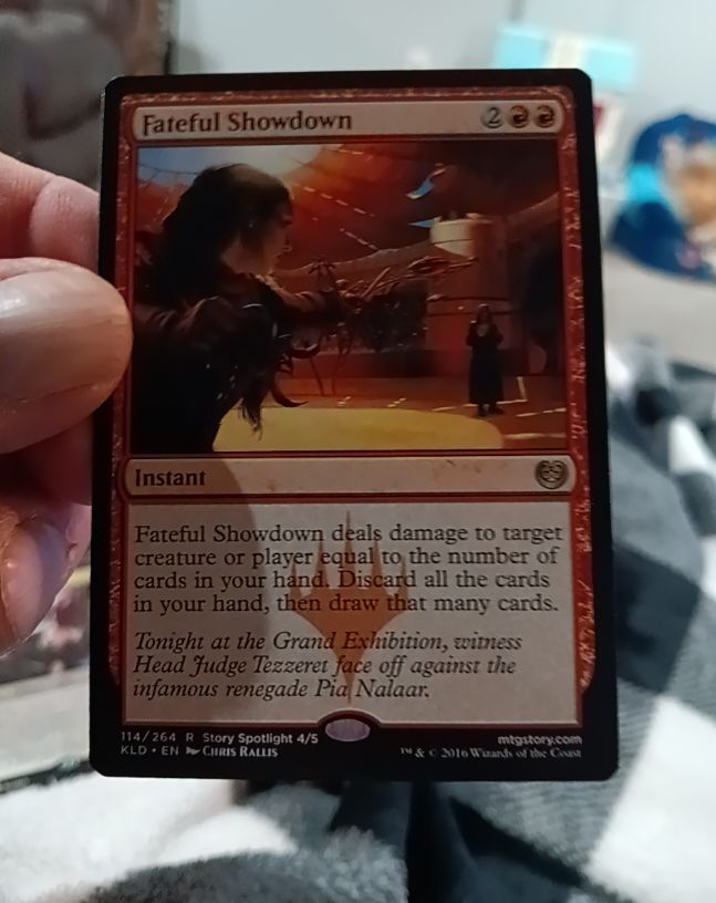 2016 Magic: The Gathering Kaladesh #114 Fateful Showdown — front