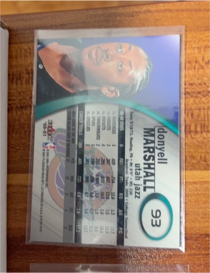 2000-01 E-X #93 Donyell Marshall — front