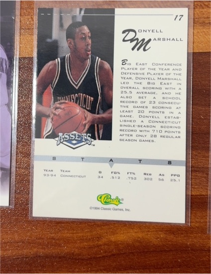 1994 Classic Assets #17 Donyell Marshall Connecticut Huskies Basketball Card — front